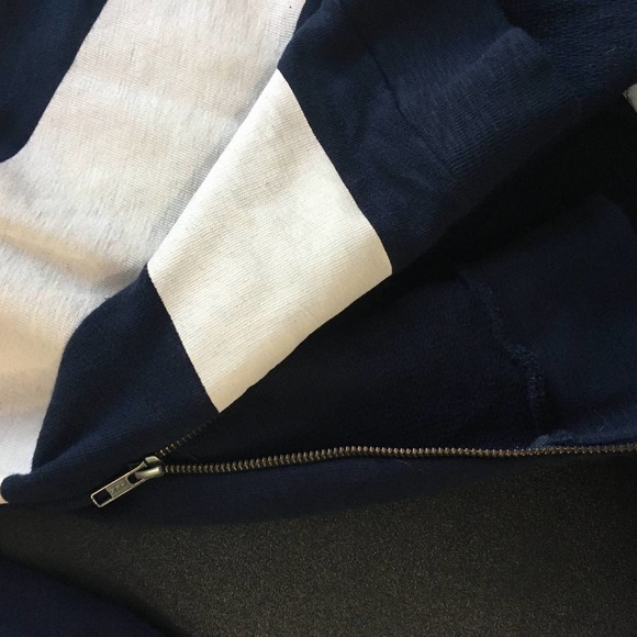 J. Crew Women's Painted Striped Blue and White Sweatshirt Size Small B7180 - Picture 9 of 10